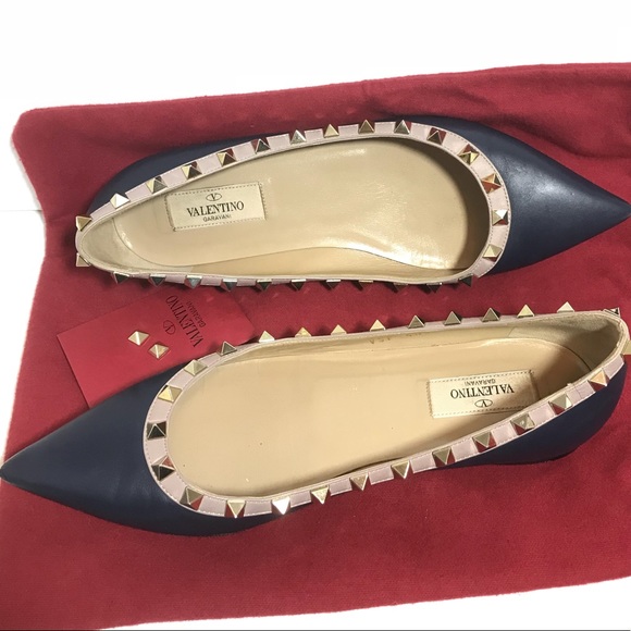 ❌Traded❌Valentino Garavani Rockstud Navy - Picture 2 of 8